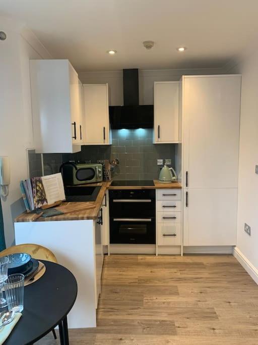 Alto - Lovely 2 Bedroom Serviced Apartment Bristol By Mint Stays Luaran gambar